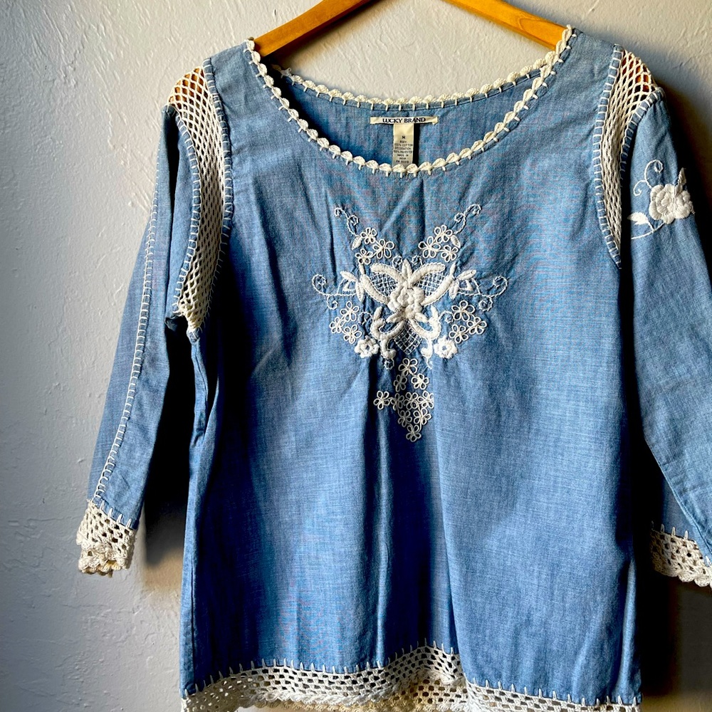 Lucky Brand top
